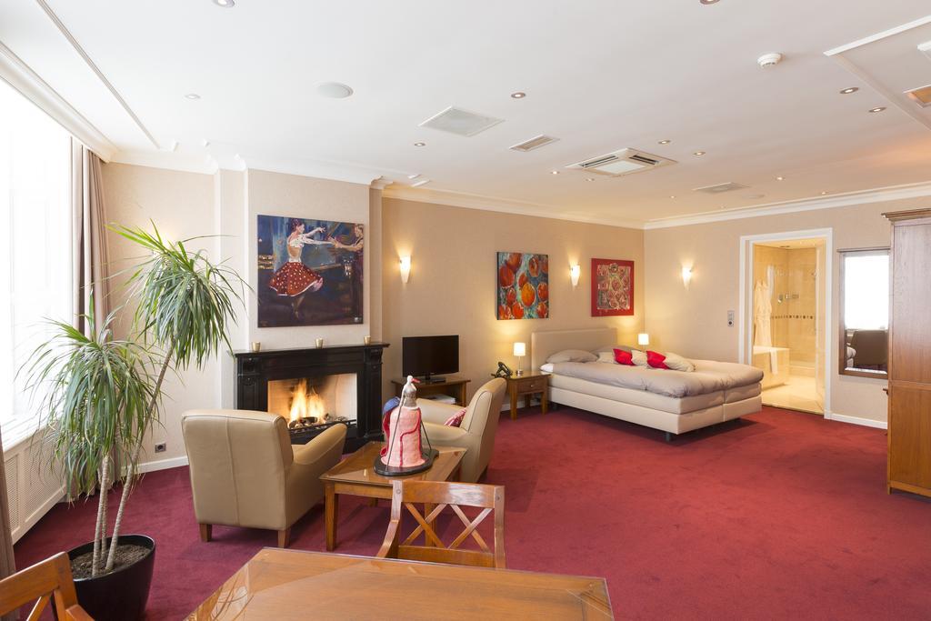 Sense Suites Ден Бош Экстерьер фото